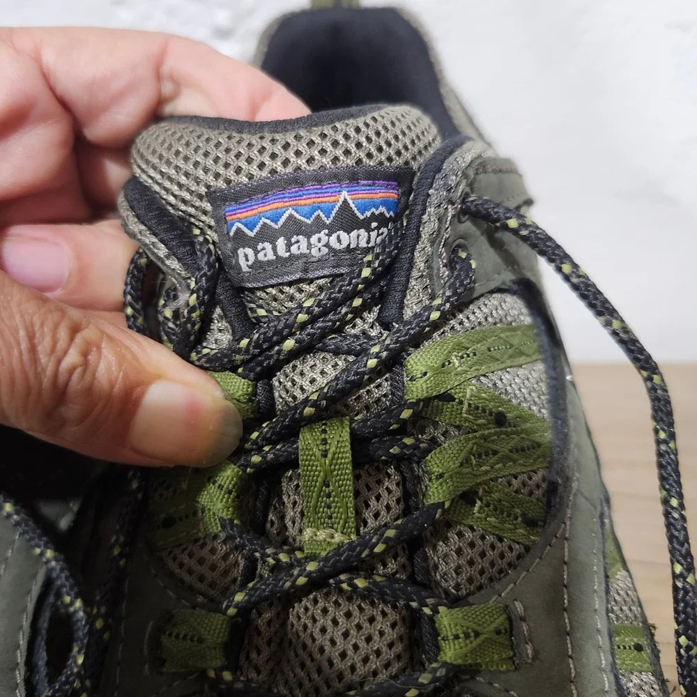Patagonia Drifter Beluga / Willow Mens 8.5 Waterproof Hiking Shoes Olive Vibram